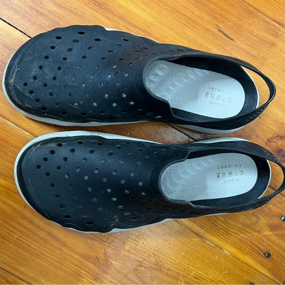 Crocs swift water wave black men’s sz 7